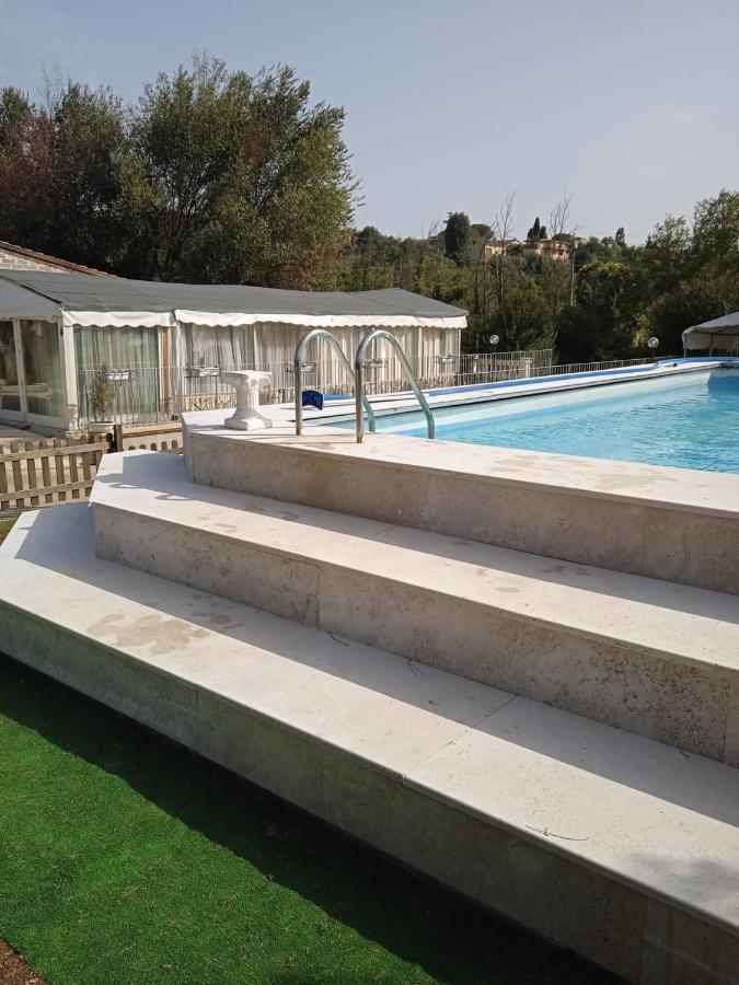 Villa Paradise Resort Gallicano nel Lazio Εξωτερικό φωτογραφία