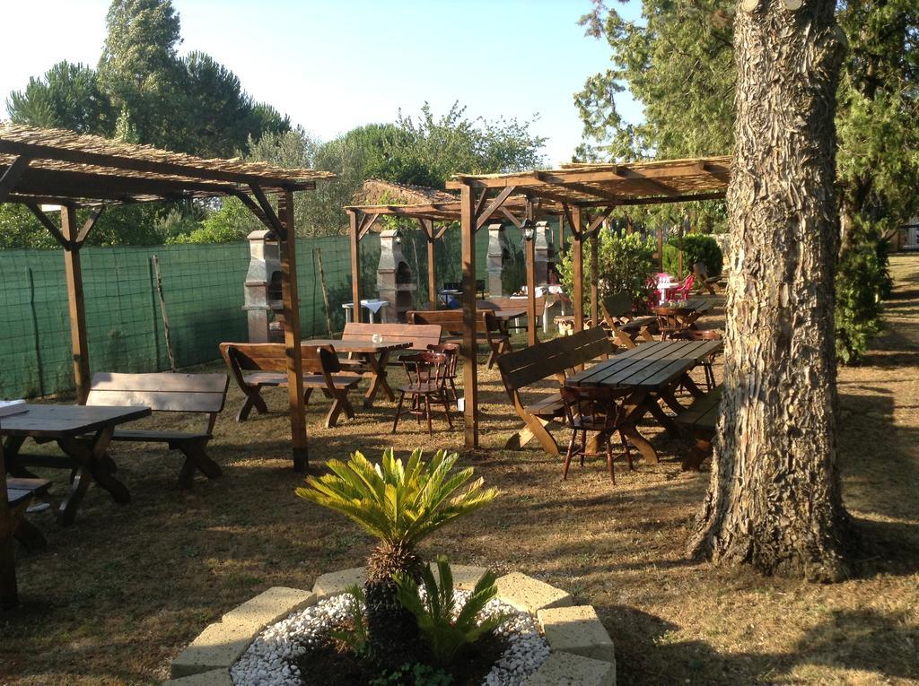 Villa Paradise Resort Gallicano nel Lazio Εξωτερικό φωτογραφία